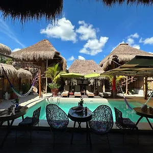 Jungla Y Estrellas Hotel